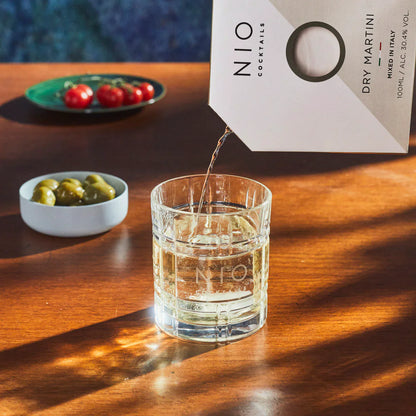 NIO cocktails dry martini poured
